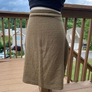 Pleated Long Wool Skirt with Abstract Design